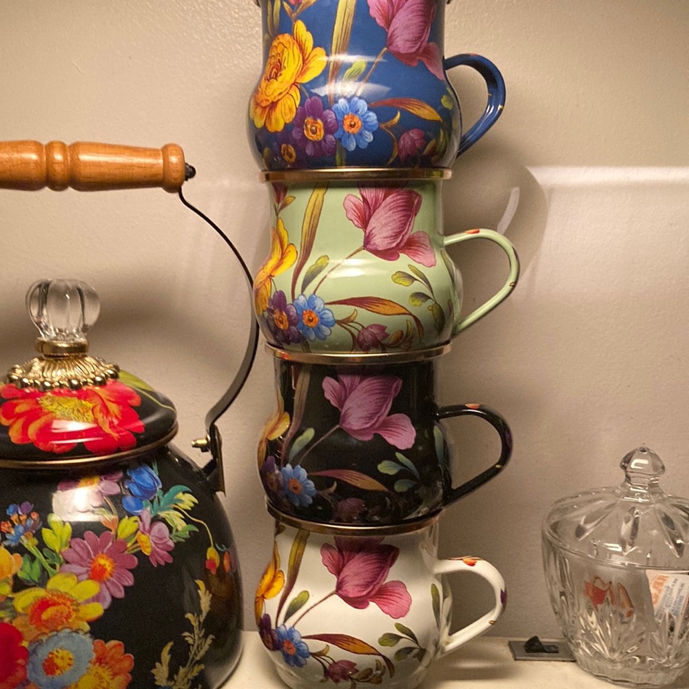 MAC-KENZIE CHILDS 4 FLOWER MARKET MUGS